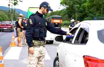 Rodovida Carnaval 2026: PRF busca desacelerar as mortes nas BRs do Paraná